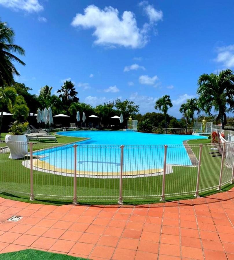 Color Garden - Studio Martinique Sainte-Anne Exterior foto